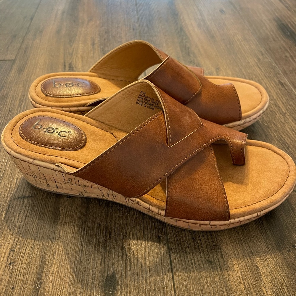 Brown comfy wedges - Picture 2 of 3
